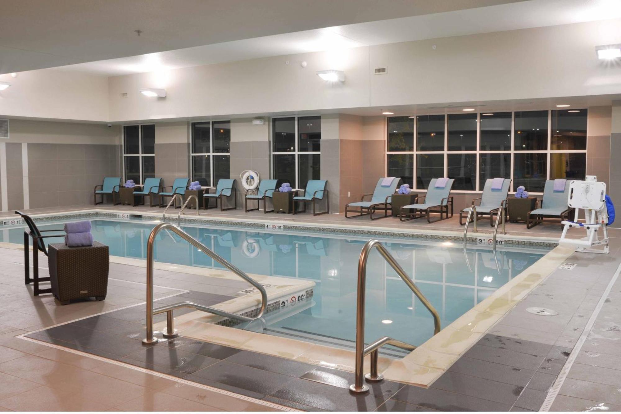 Residence Inn By Marriott Omaha Aksarben Village מראה חיצוני תמונה